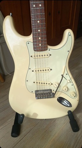 2015 fender stratocaster - fender,